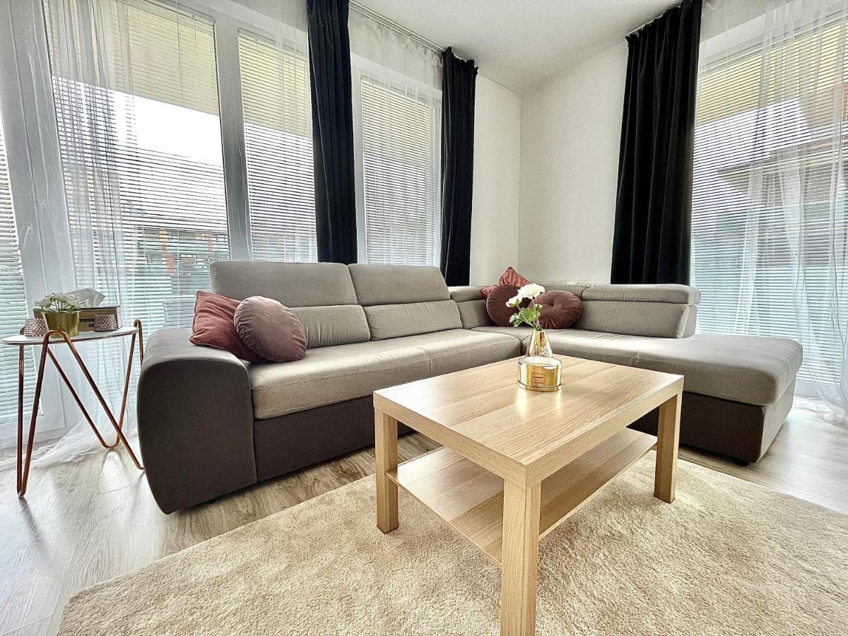 Diamond Apartments - 3 Bedroom, Luxurious Apartment In The Heart Of The City Budapeszt Zewnętrze zdjęcie